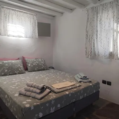 Melia Sifnos House